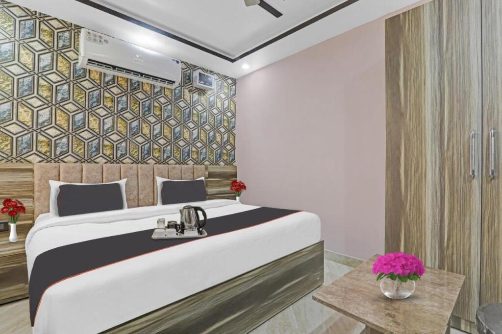 Канпур: Collection O 90895 Hotel The Palacio - Govind Nagar