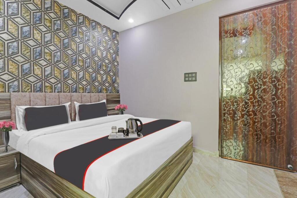Канпур: Collection O 90895 Hotel The Palacio - Govind Nagar
