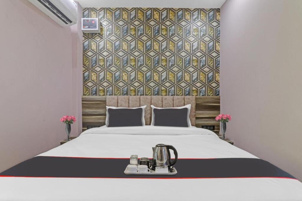 Канпур: Collection O 90895 Hotel The Palacio - Govind Nagar