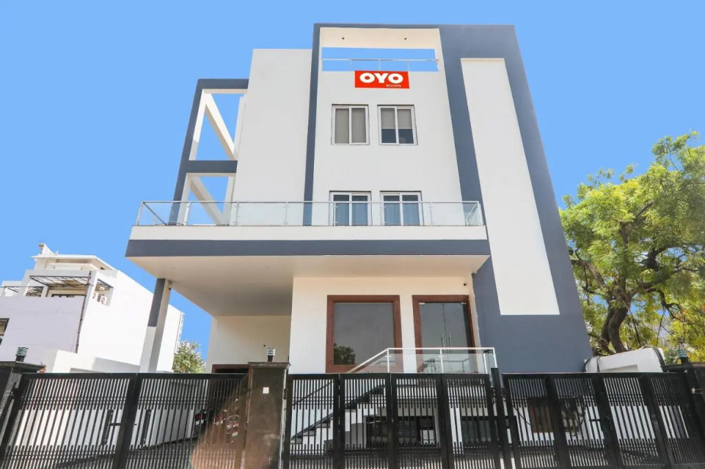 Канпур: OYO Flagship 701932 The Grand Neel
