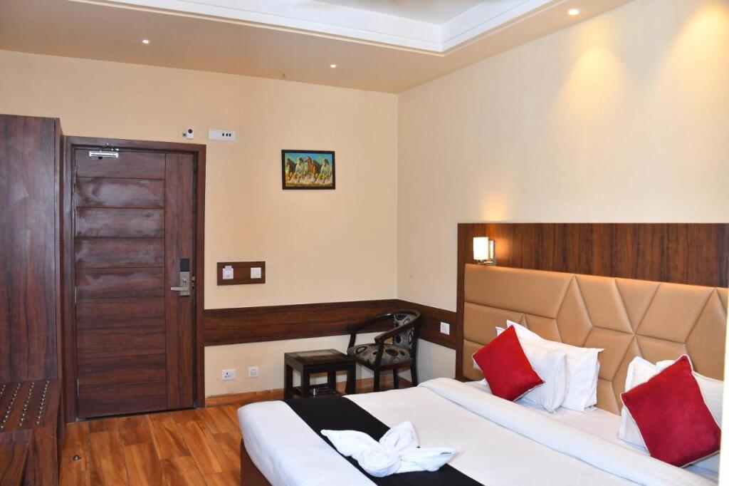 Канпур: Hotel Bhagyaraj Palace - Best Hotel In Kanpur