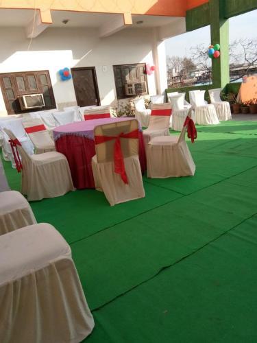 Канпур: Hotel Samridhi Palace