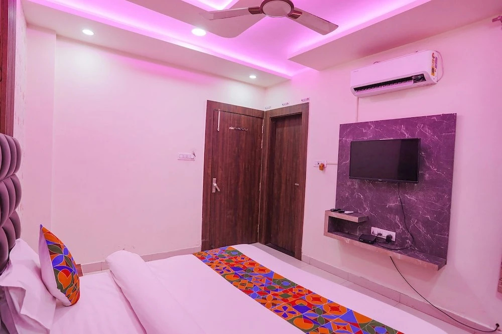Канпур: Fabhotel Naman