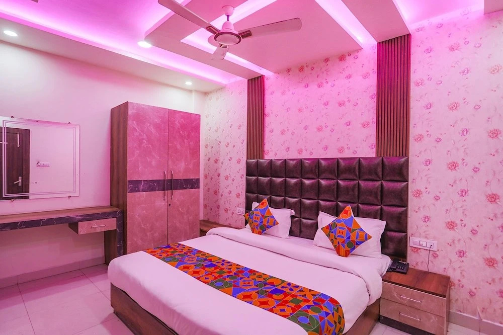 Канпур: Fabhotel Naman