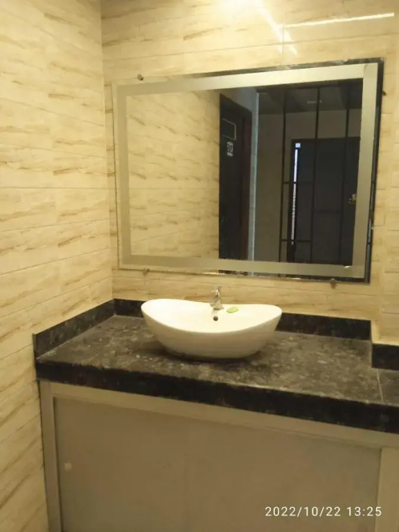 Канпур: OYO 702305 Hotel Rajeshwari Plaza