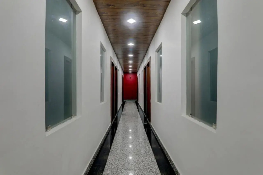 Канпур: OYO Flagship 805853 Hotel Neelkanth