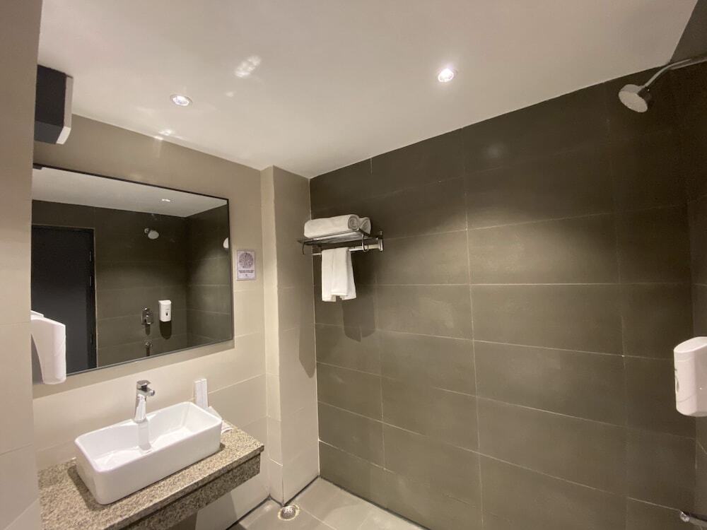 Катра: Click Sunburry Hotel Katra