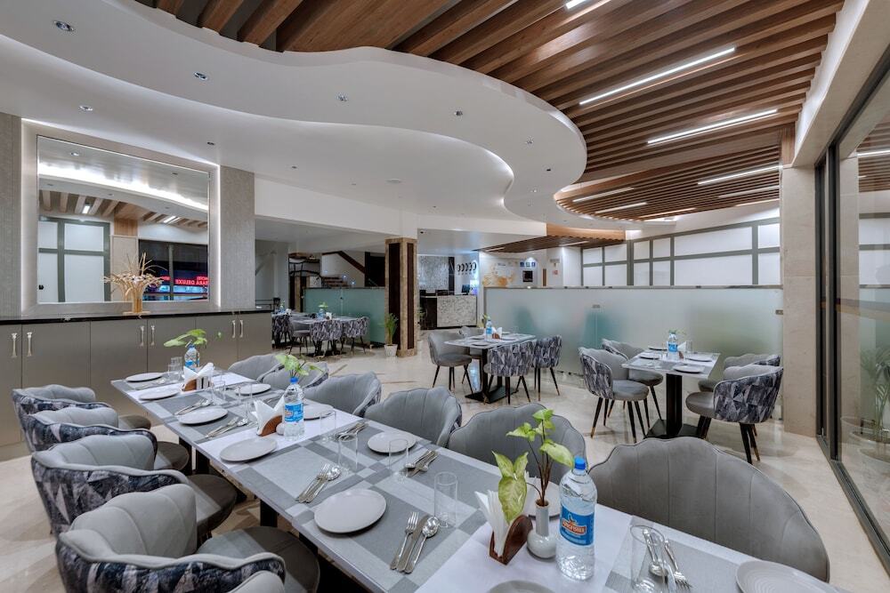 Катра: Click Sunburry Hotel Katra