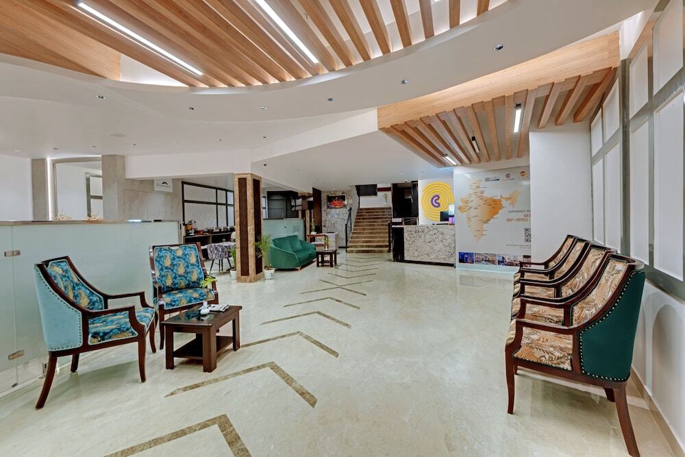 Катра: Click Sunburry Hotel Katra