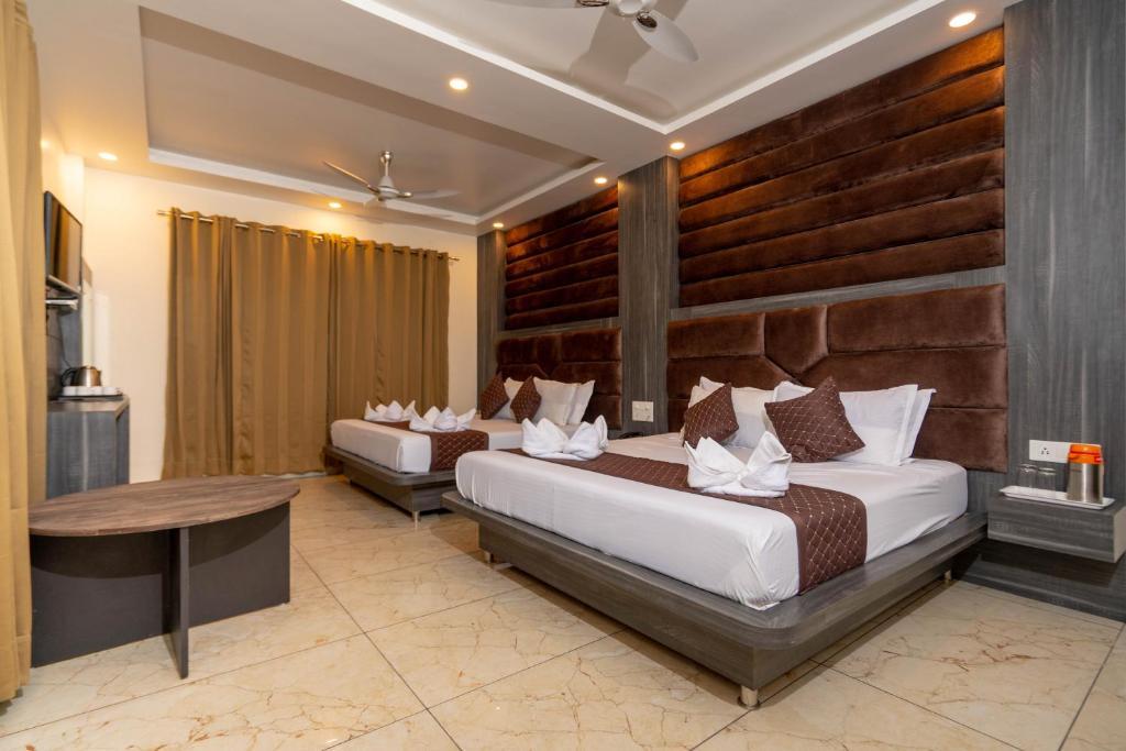 Катра: Hotel The Vaishvik