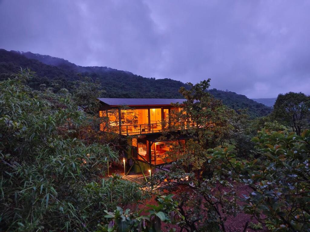 Хандала: The Arboreal Resort