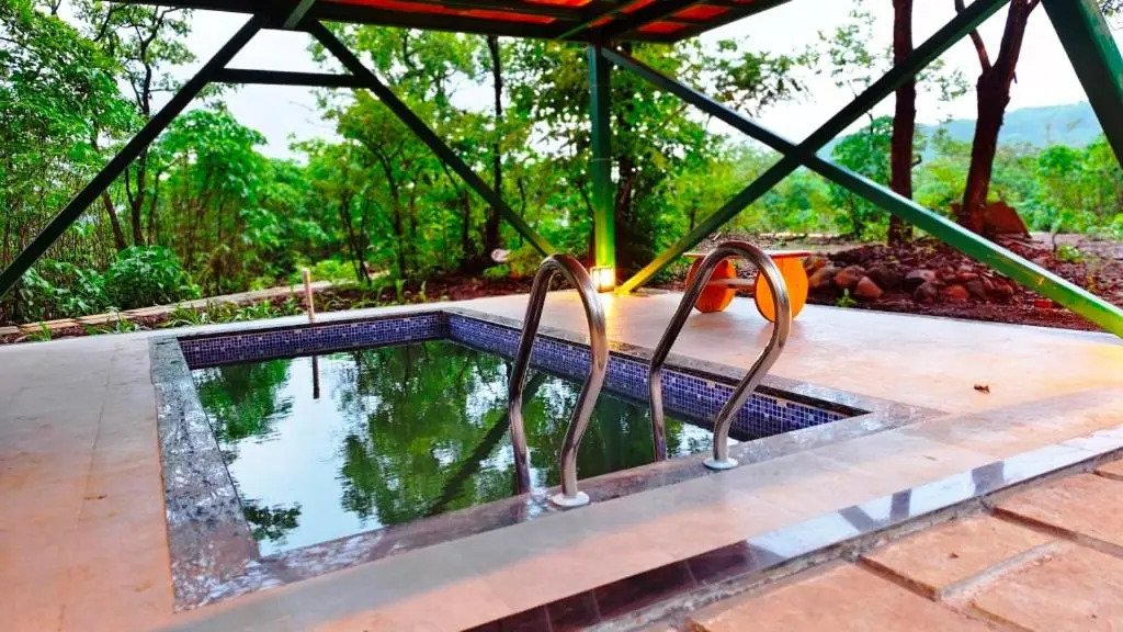 Хандала: The Arboreal Resort