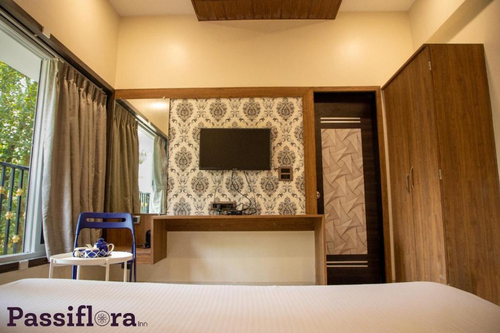 Киим: Passiflora Beach Resort Alibaug