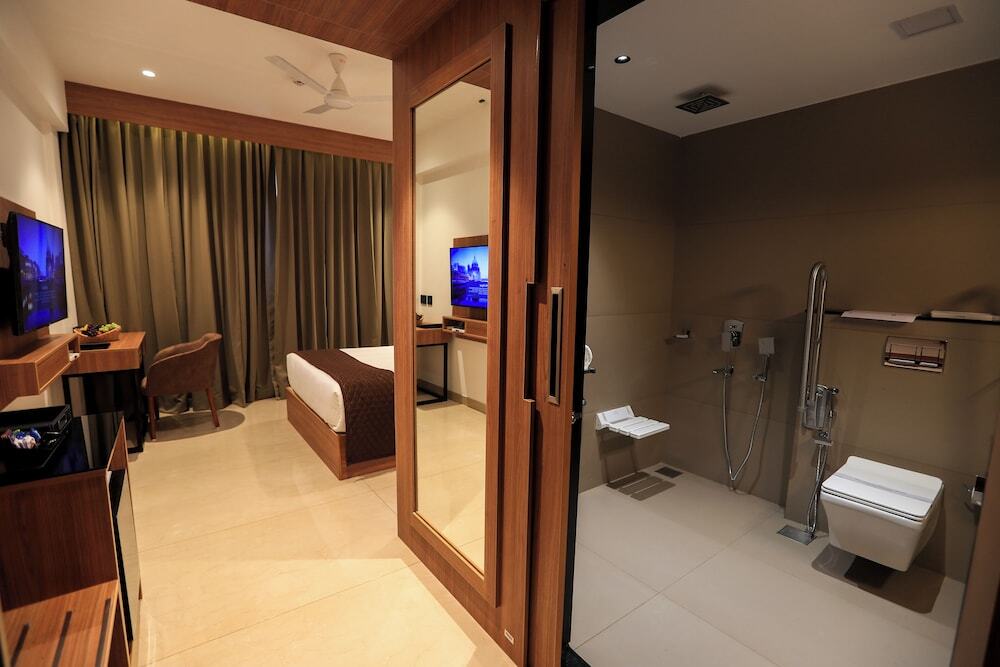 Султан-Батери: Hotel Saffron Wayanad