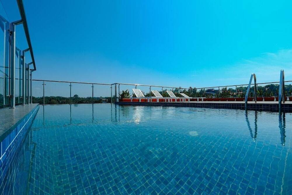 Султан-Батери: Hotel Saffron Wayanad
