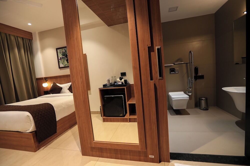 Султан-Батери: Hotel Saffron Wayanad
