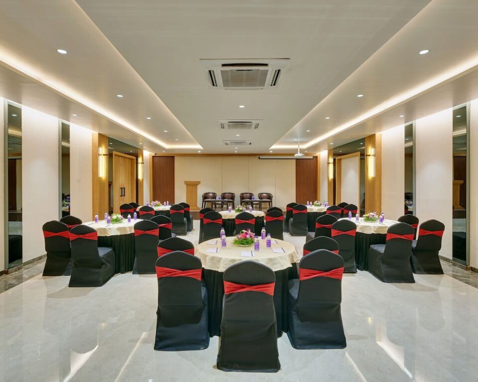 Колхапур: Regenta Place Raysons Kolhapur