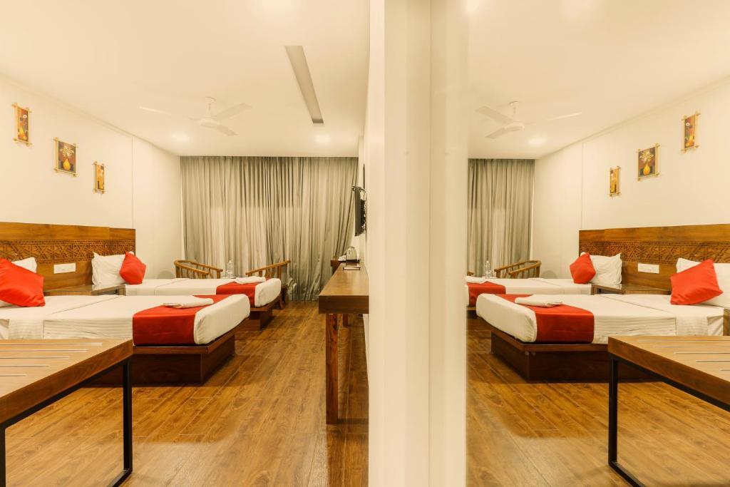 Кондотти: Kings Calicut