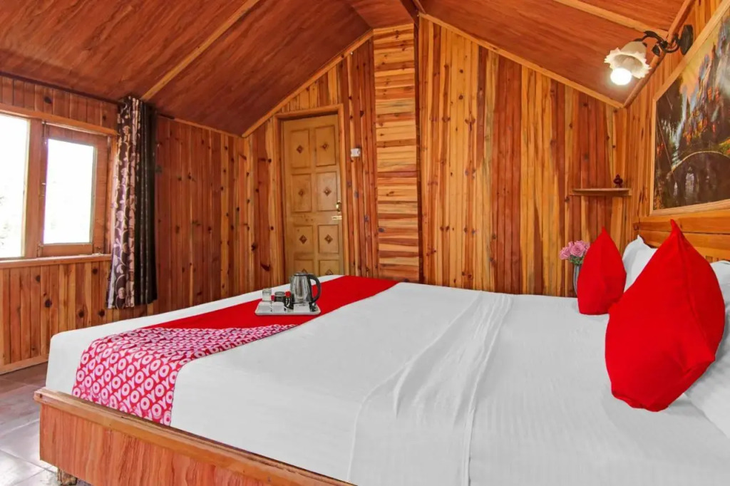 Куфри: OYO Flagship 702983 King''s Hills Cottages, Village Kuftu, Kufri