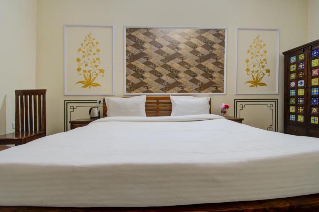 Кукас: Palette - Rani Bagh Resort