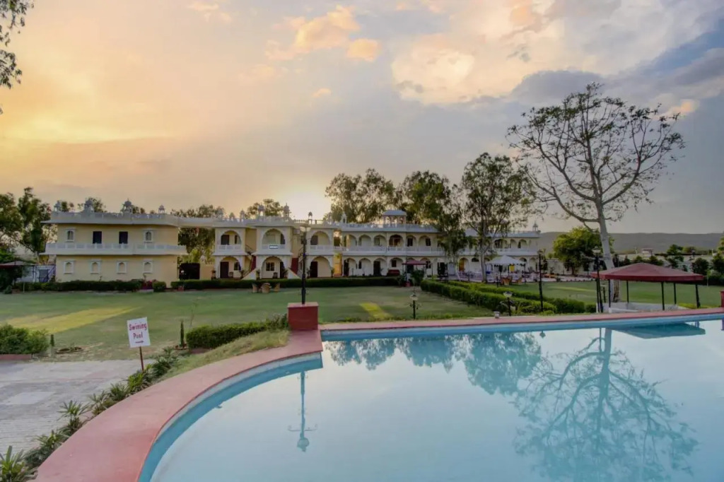 Кукас: Palette - Rani Bagh Resort