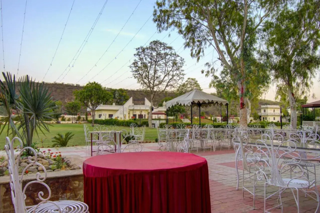 Кукас: Palette - Rani Bagh Resort