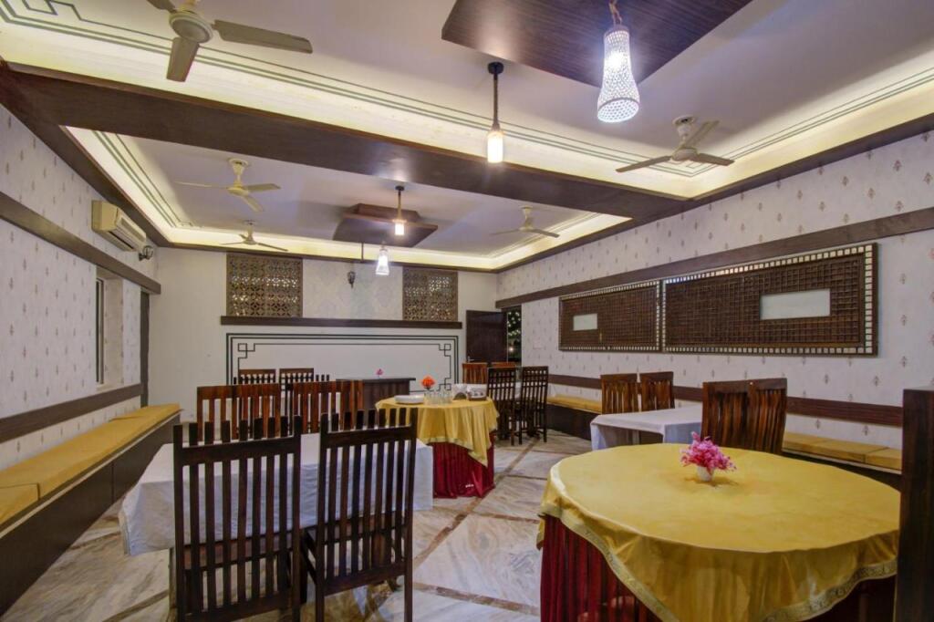 Кукас: Palette - Rani Bagh Resort