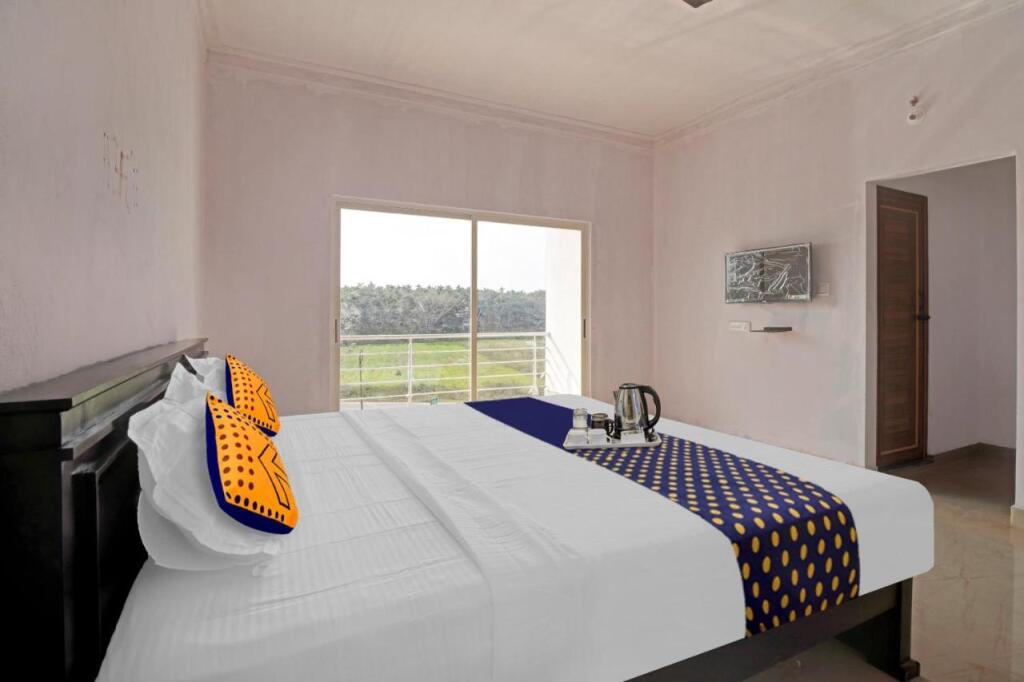 Кушалнагар: SPOT ON 701581 Sri Chamundeshwari Hotel