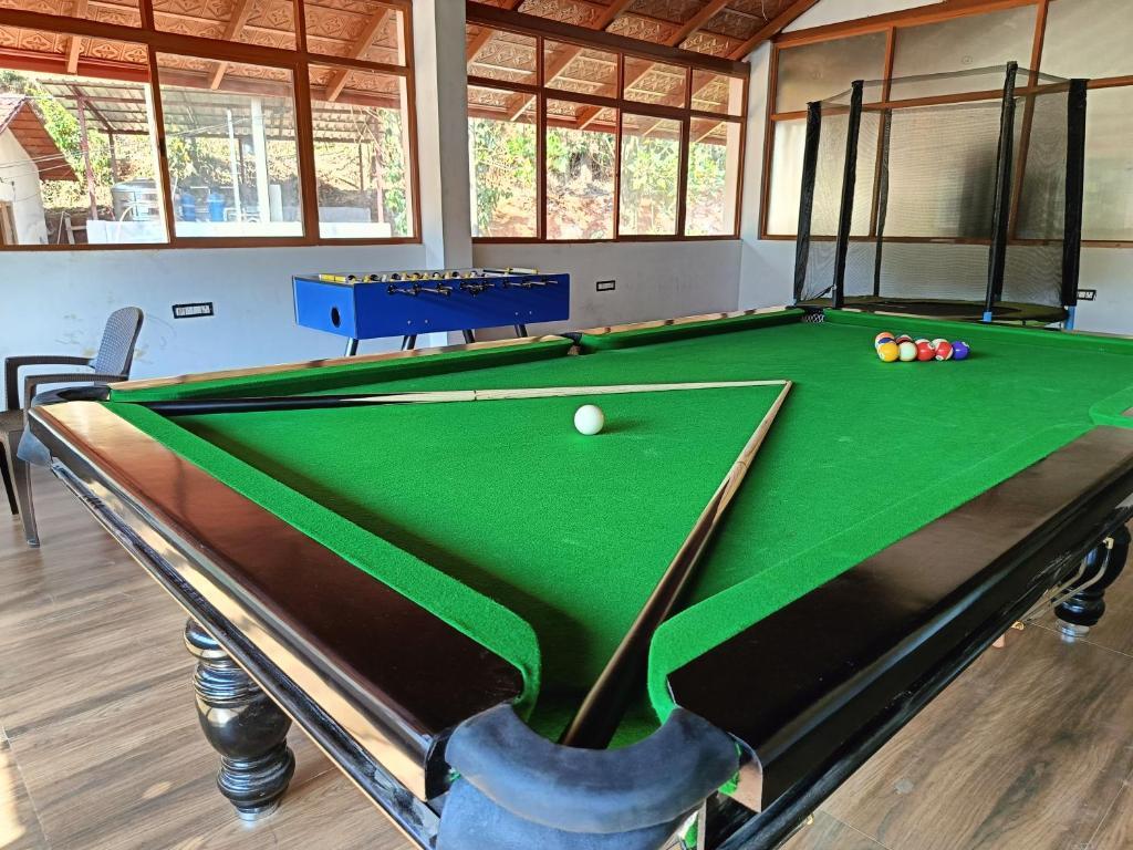 Кушалнагар: Hill Crest Resort - Coorg
