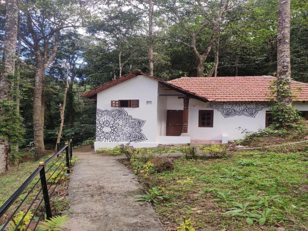 Кушалнагар: STAYMAKER Qexperiences Coorg