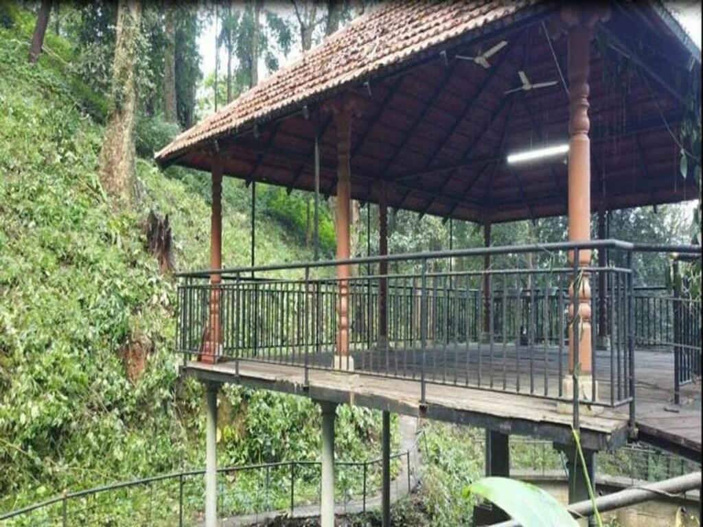 Кушалнагар: STAYMAKER Qexperiences Coorg