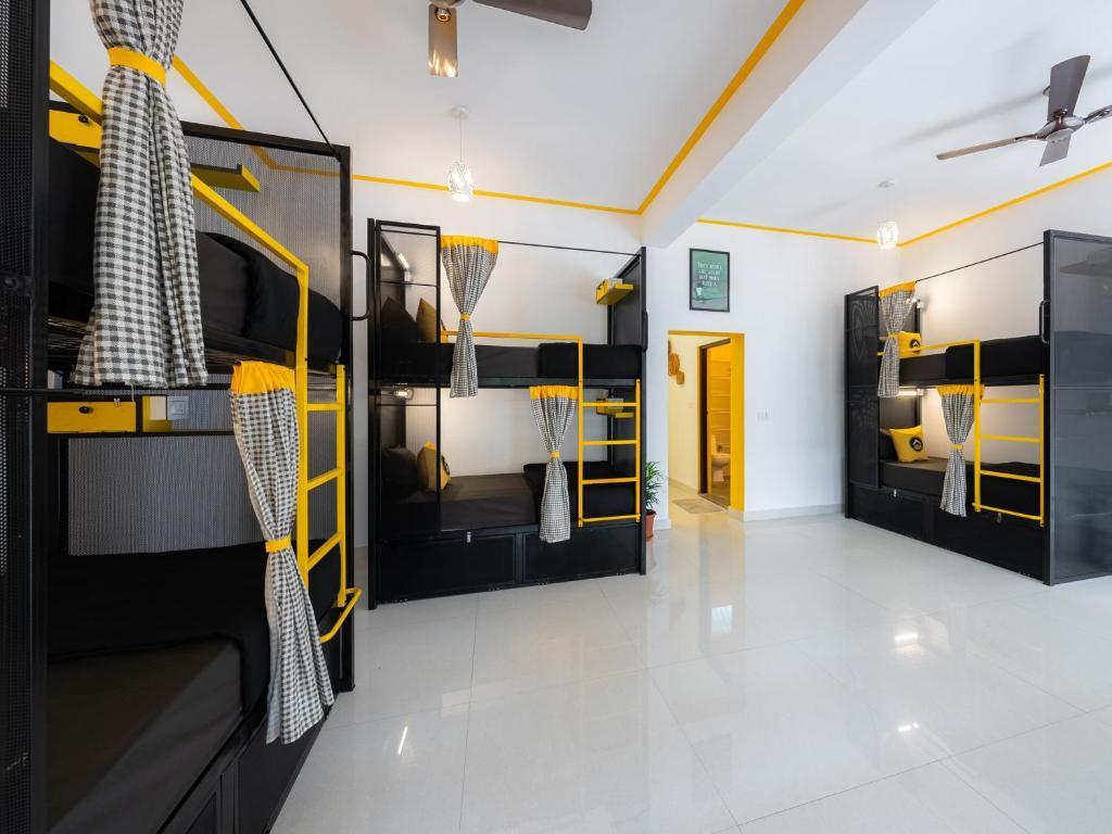 Кушалнагар: The Hosteller Coorg
