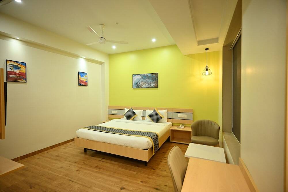 Латур: Hotel City Centre Latur