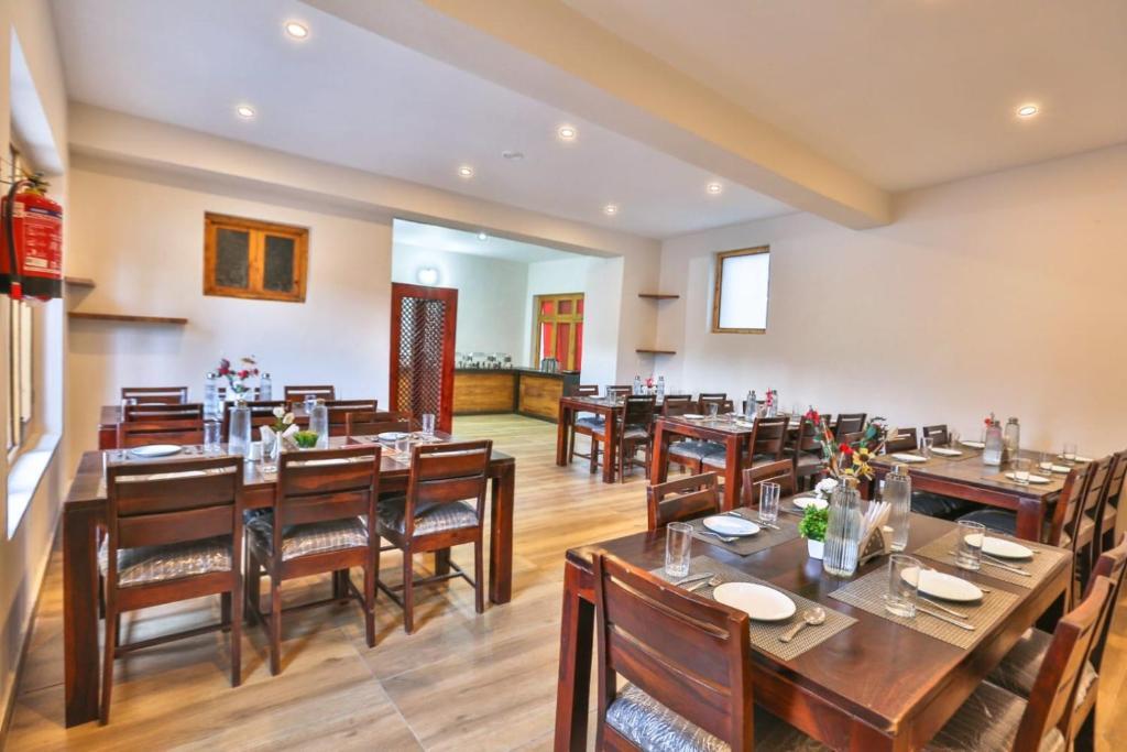 Лех: De Solace Hotel Leh