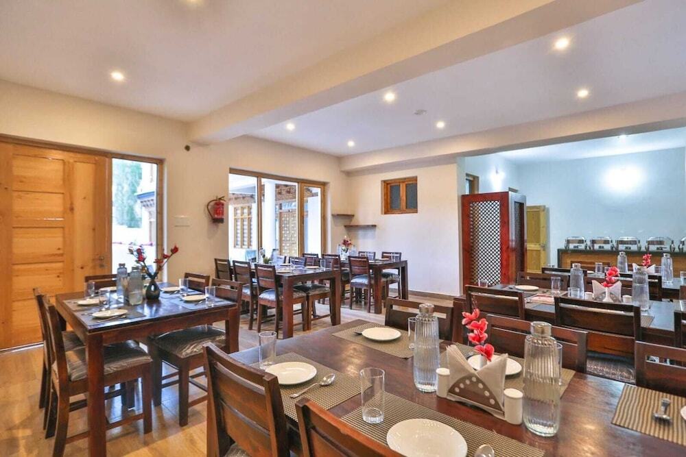 Лех: De Solace Hotel Leh