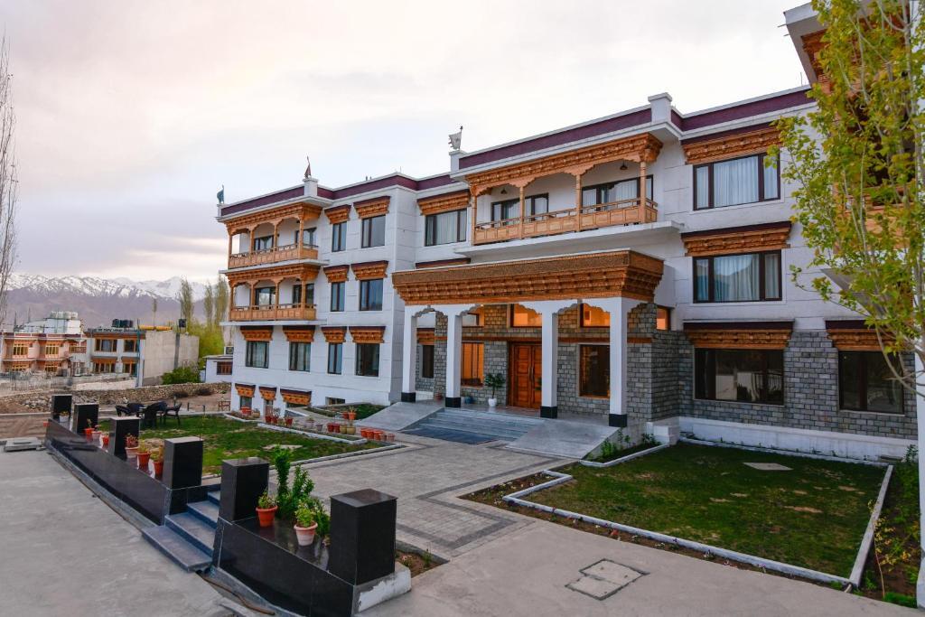 Лех: Hotel Barath Ladakh
