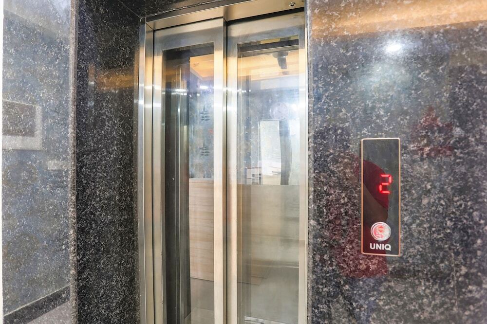 Лакхнау: FabHotel SM Palace