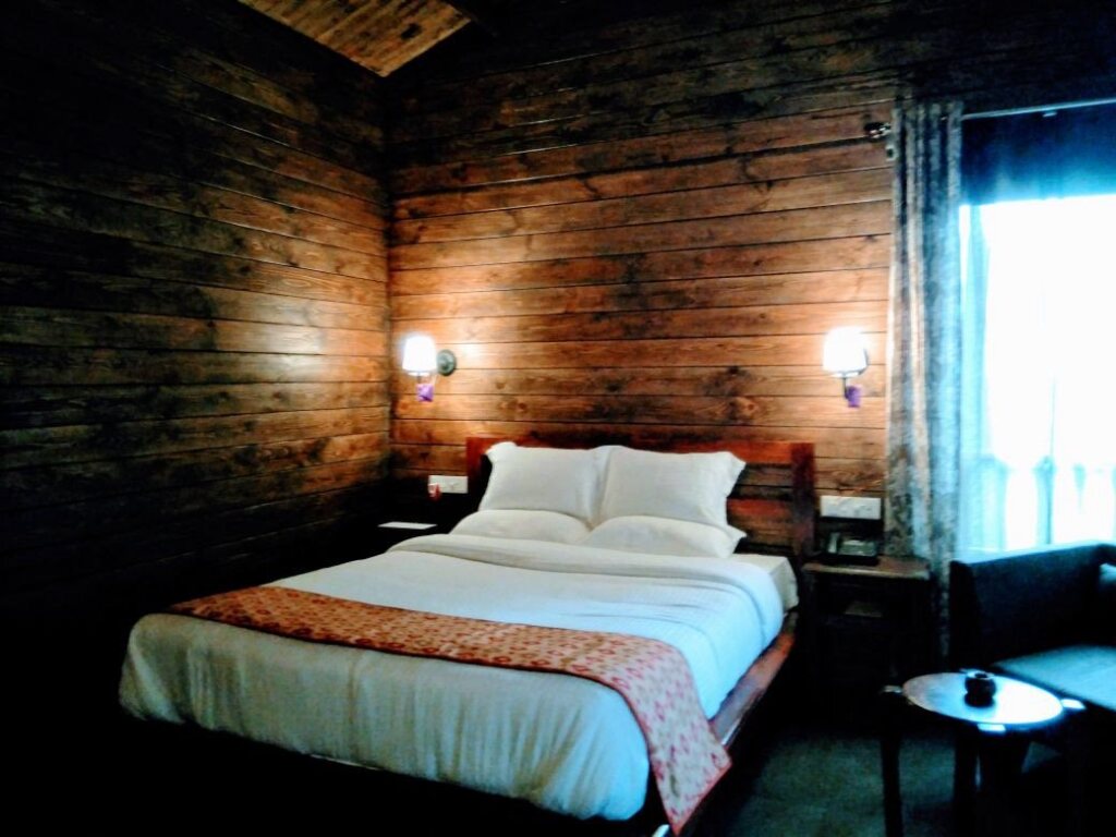 Шиллонг: Royal Heritage Tripura Castle