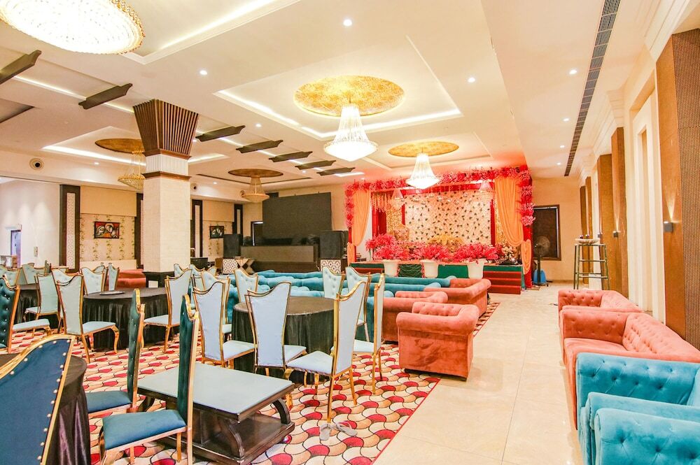 Лудхиана: Fabhotel Prime Royal Maple