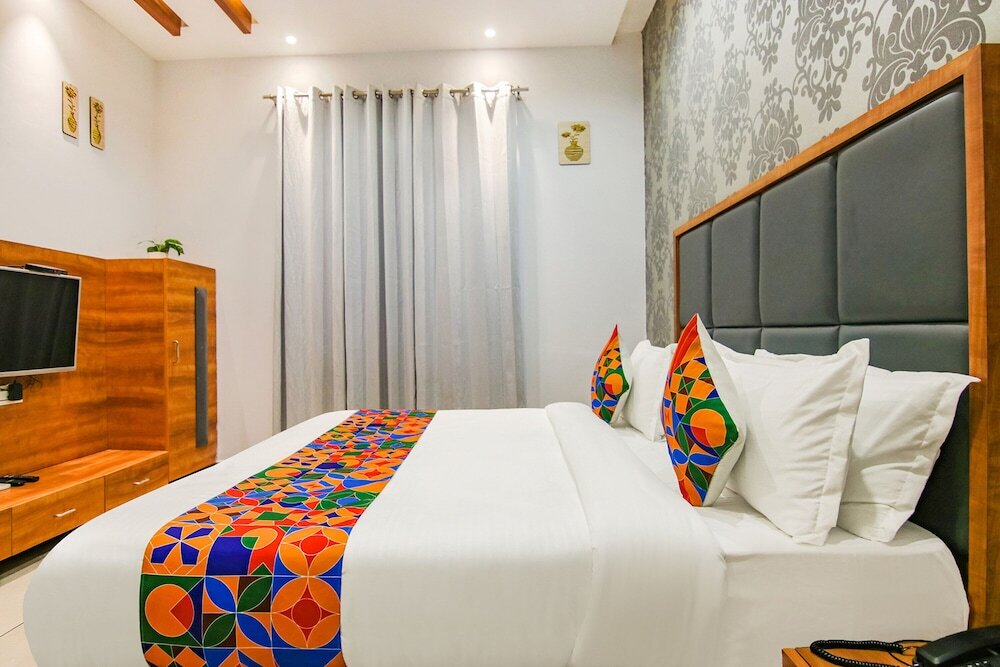 Лудхиана: Fabhotel Prime Royal Maple