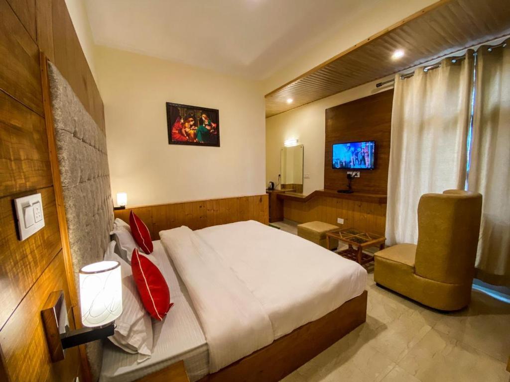 Манали: Hotel Grand Oasis Manali