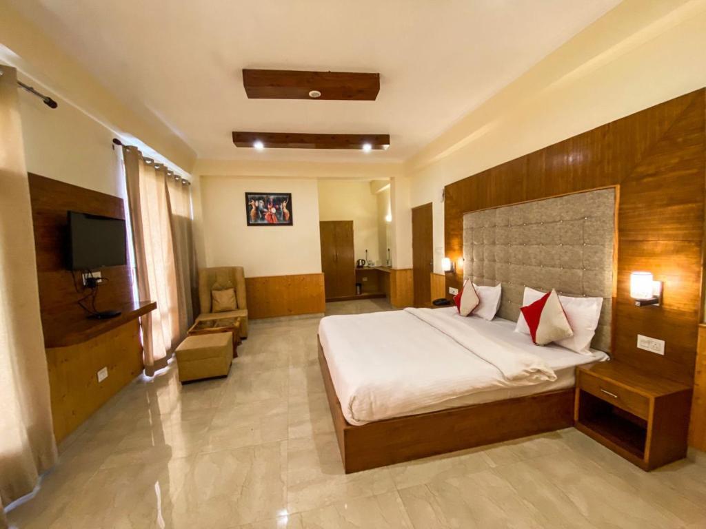 Манали: Hotel Grand Oasis Manali