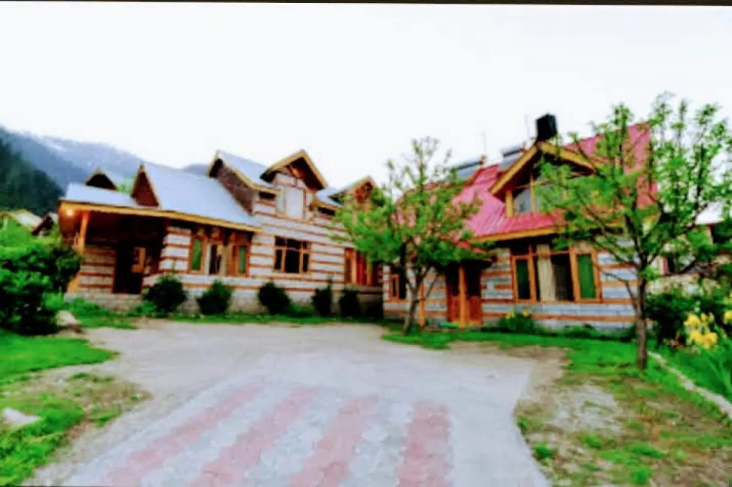 Манали: Oyo Home 84817 Crc Peramount Cottage