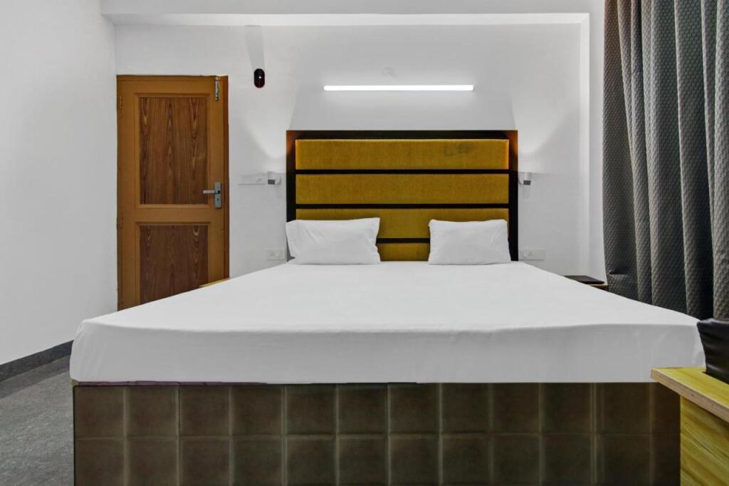 Манали: OYO Flagship 703704 Hotel Beas River Retreat