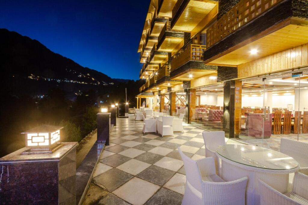 Манали: Snow White Resort & Spa