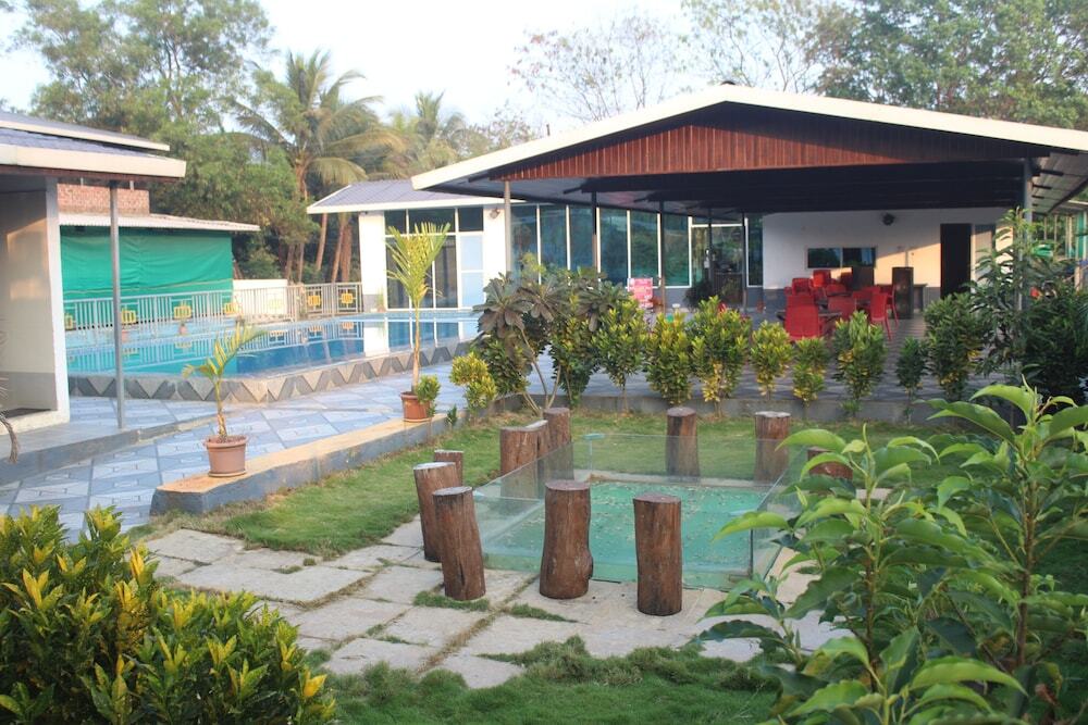 Canal Touch Resort — фото 1
