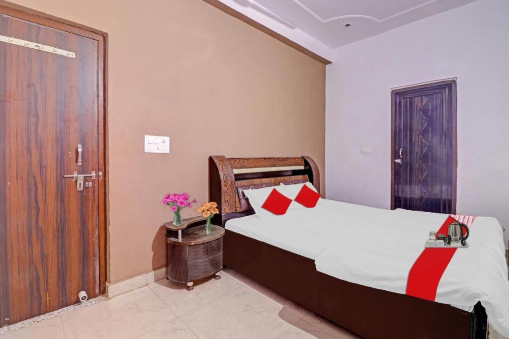 spot on 703108 Purnkuti Hotel — фото 6