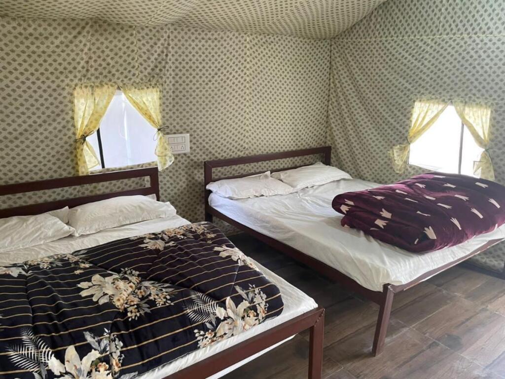 Ришикеш: The Peddlers Camp