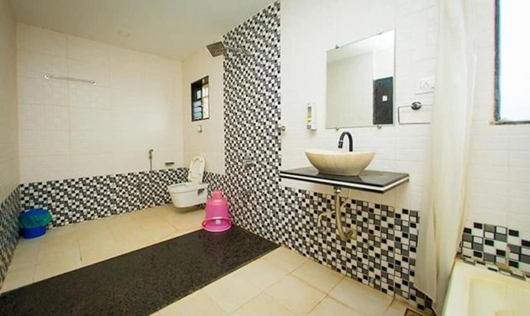 Fabexpress Morjim Highland with Swimming Pool — фото 4