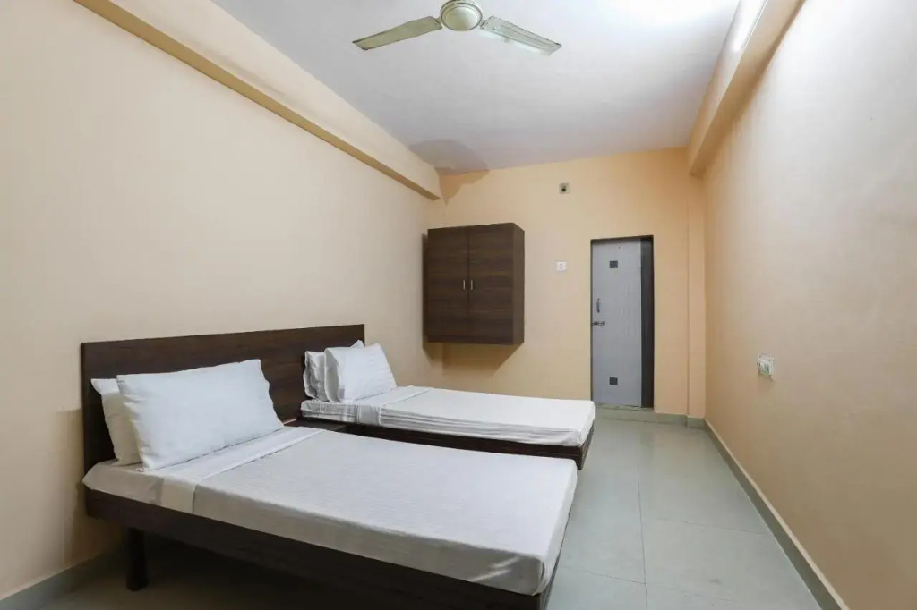 Моти Хавди: SPOT ON 47782 Hotel Jay Kishan